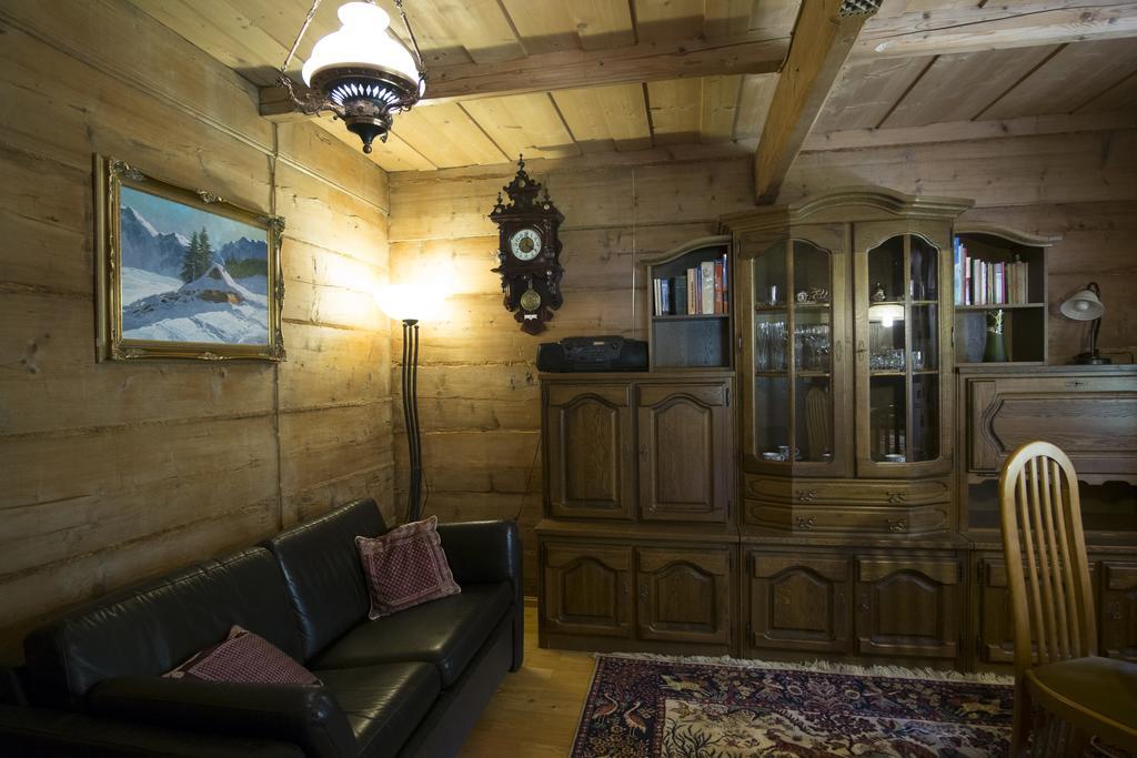 Osada Olenka Witow Villa Buitenkant foto